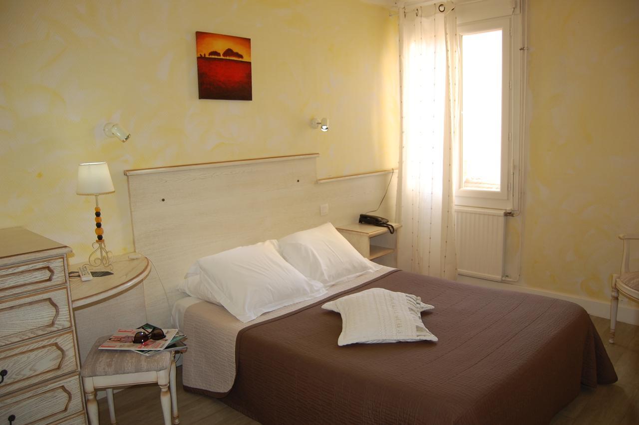 Hotel De La Plage 2 Etoiles Valras-Plage Eksteriør bilde